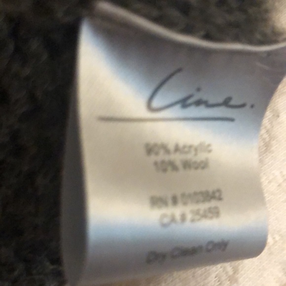 Amazing sweater coat from Line. Aztec pattern. - Picture 7 of 7